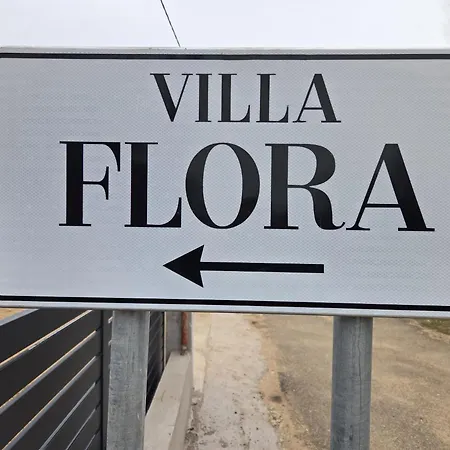 Flora Villa